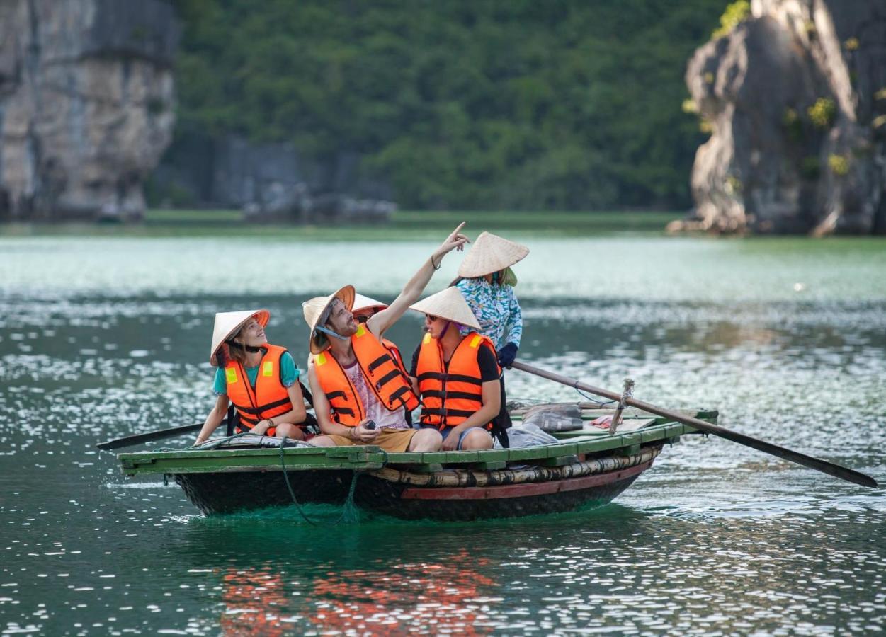 Halong Capella Cruise - Member Of Lyra Cruise Collection Hotell Ha Long Exteriör bild