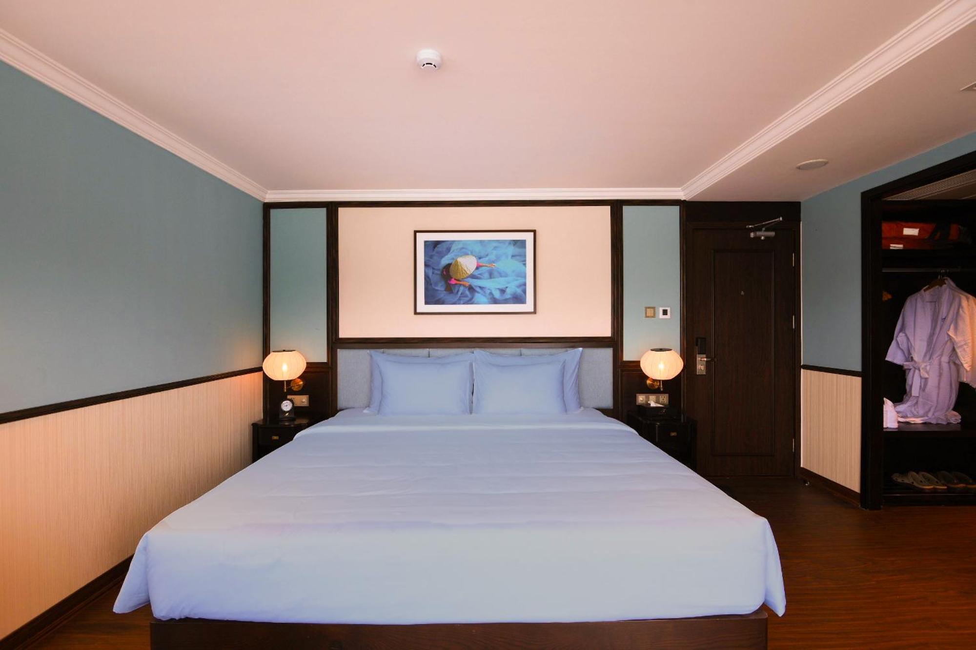 Halong Capella Cruise - Member Of Lyra Cruise Collection Hotell Ha Long Rum bild