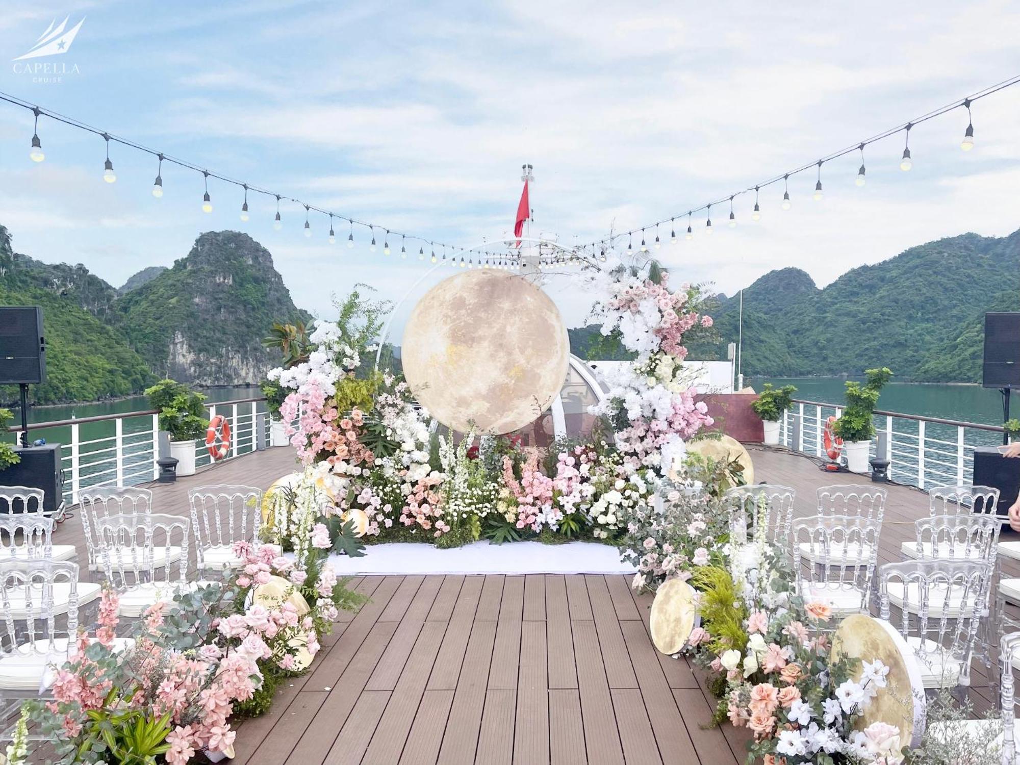 Halong Capella Cruise - Member Of Lyra Cruise Collection Hotell Ha Long Exteriör bild