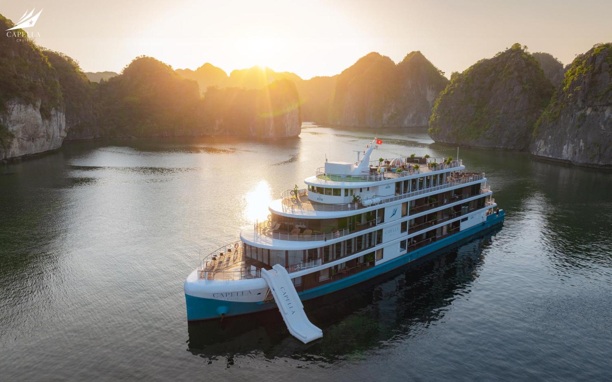 Halong Capella Cruise - Member Of Lyra Cruise Collection Hotell Ha Long Exteriör bild